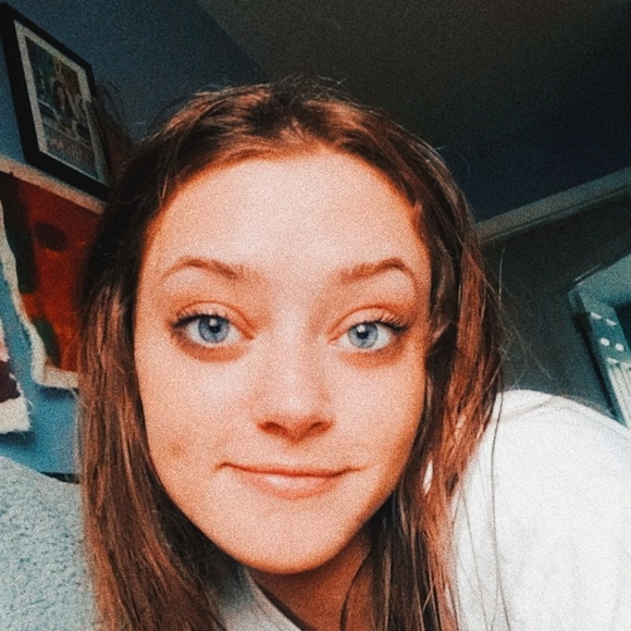 Meet your Posher, Sophie - Picture 1 of 1